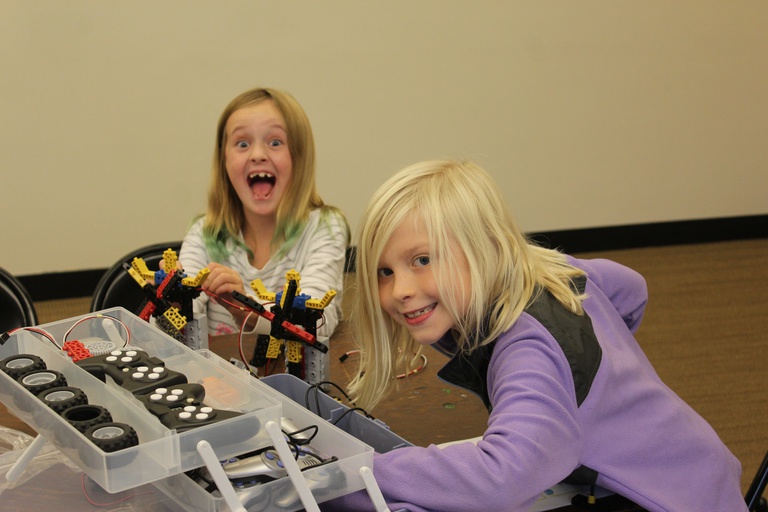 RoboPetz @ Merryhill Calvine Preschool (Fridays) (2025-09-26 - 2025-11-15)