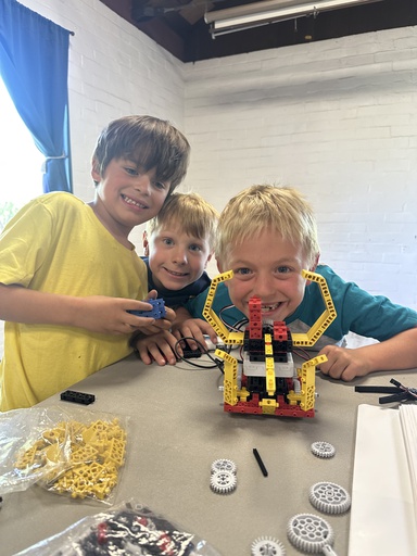 Battle Robots @ La Petite Academy Citrus Heights (Fridays) (2025-11-14 - 2026-01-03)